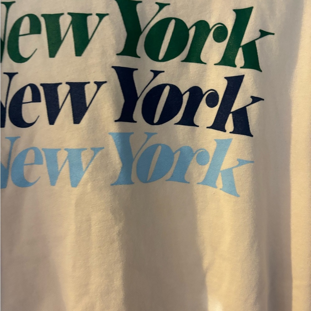Women’s J.Crew New York sweatshirt size medium. There are no holes, stains, wear - Picture 3 of 10